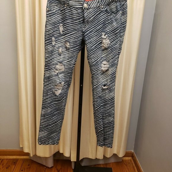 DAZL BUTT Size 13 Lift Denim Distressed Skinny Jeans Striped - Picture 2 of 9